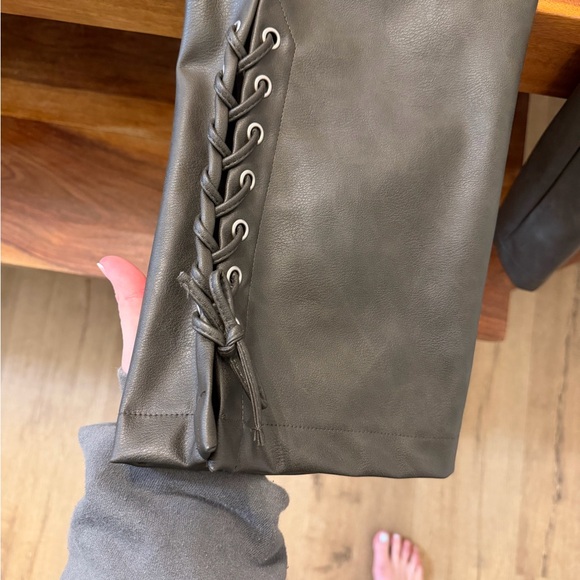NWT Lace-Up Faux Leather Pants - Picture 6 of 10